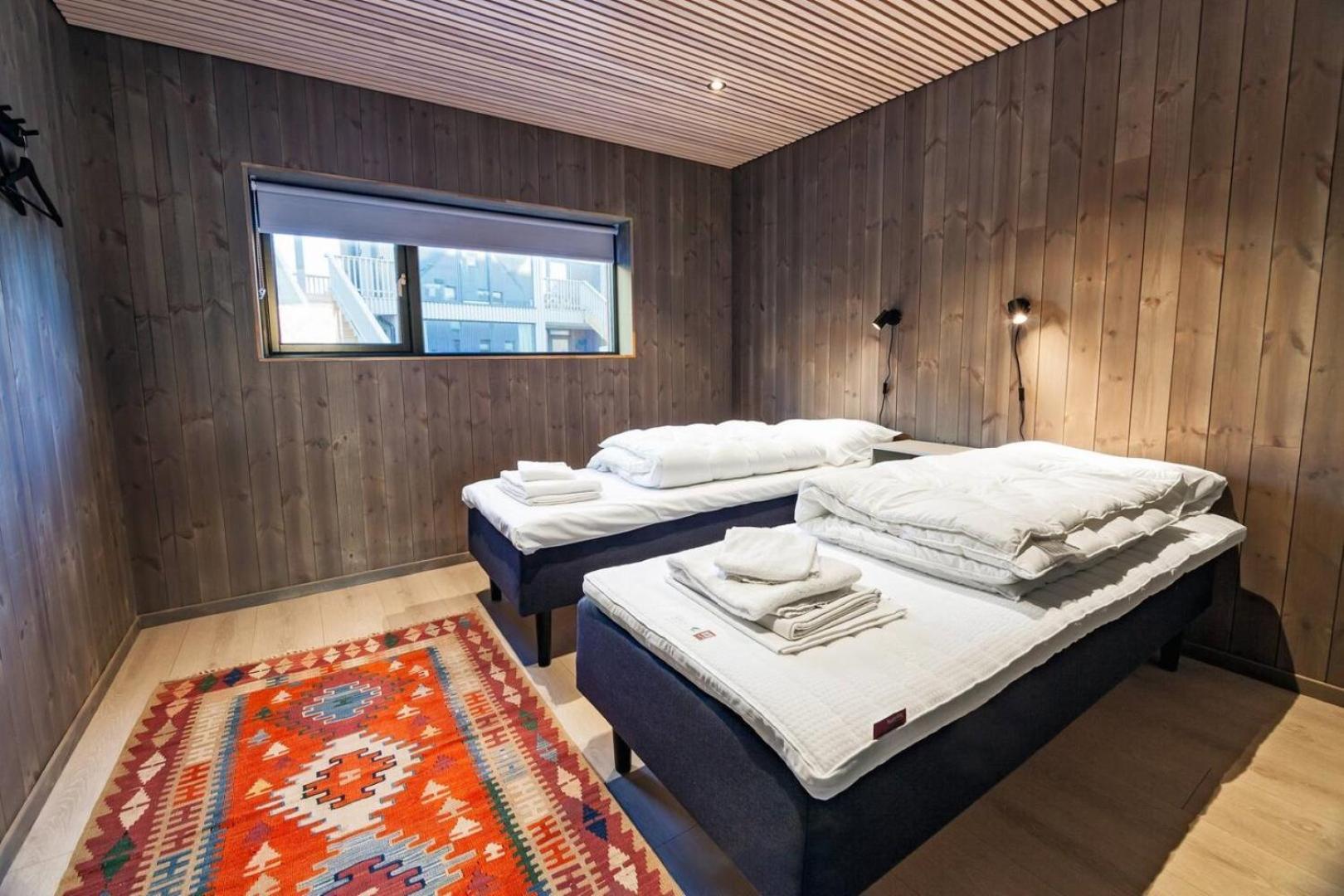 Stor Moderne Leilighet I Henningsvaer, 70 Kvm 外观 照片