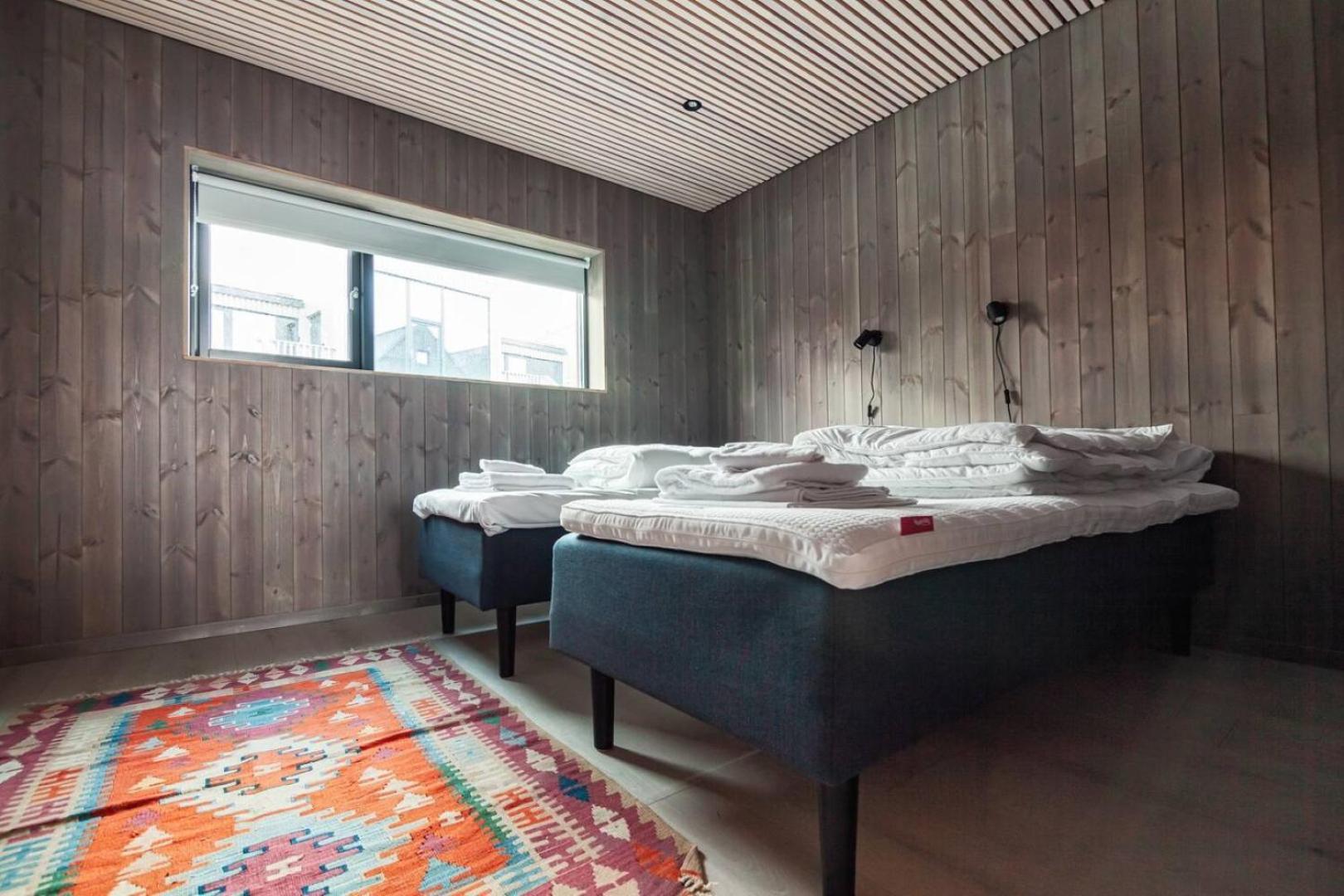 Stor Moderne Leilighet I Henningsvaer, 70 Kvm 外观 照片